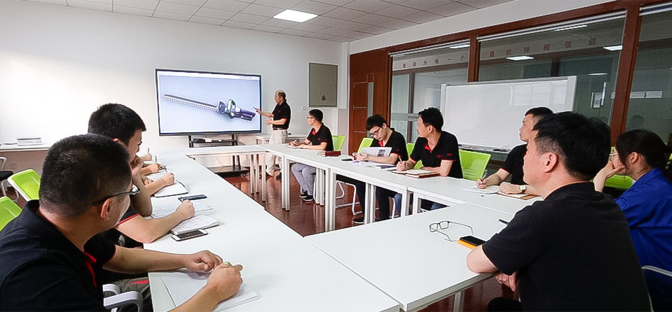 Nezávislý výzkum a vývoj